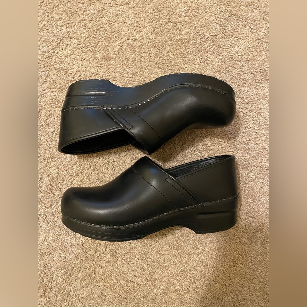 Women’s Danskos, Black, Size 38